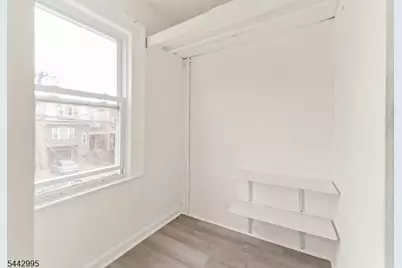 334 Pine St, Elizabeth, NJ 07206 - Photo 17