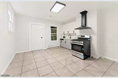 334 Pine St, Elizabeth, NJ 07206 - Photo 5