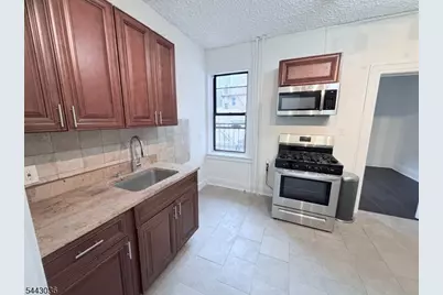 7306 Park Ave #11, North Bergen, NJ 07047 - Photo 5