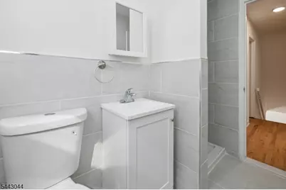 623 Livingston Rd, Elizabeth, NJ 07208 - Photo 17