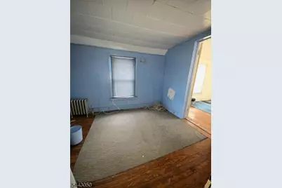 254 Glenwood Ave, East Orange, NJ 07017 - Photo 9