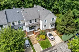 4506 Stonehedge Rd, Edison Twp., NJ 08820 - Photo 5