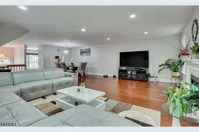 4506 Stonehedge Rd, Edison Twp., NJ 08820 - Photo 19