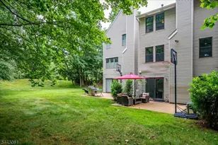 4506 Stonehedge Rd, Edison Twp., NJ 08820 - Photo 45