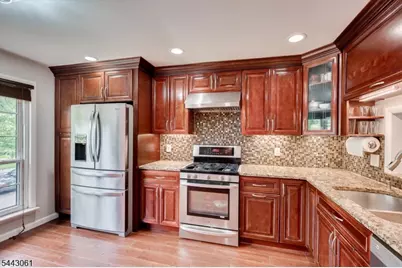 4506 Stonehedge Rd, Edison Twp., NJ 08820 - Photo 25
