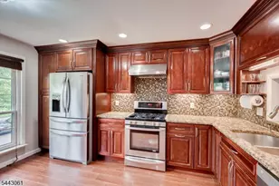 4506 Stonehedge Rd, Edison Twp., NJ 08820 - Photo 25