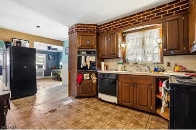 24 Springer St, Belleville, NJ 07109 - Photo 11