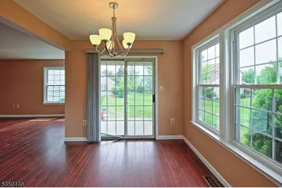 2A Bristol Ct, Monroe Township, NJ 08831 - Photo 9
