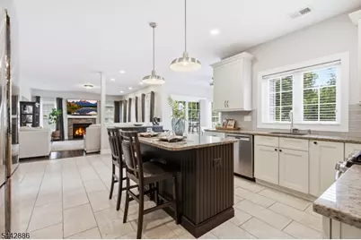 284 Shelburne Pl, Hillsborough Township, NJ 08844 - Photo 15
