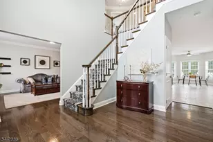 284 Shelburne Pl, Hillsborough Township, NJ 08844 - Photo 5
