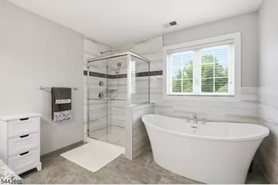284 Shelburne Pl, Hillsborough Township, NJ 08844 - Photo 25