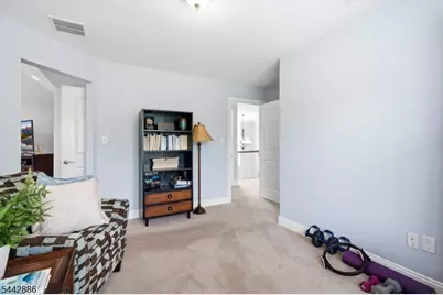 284 Shelburne Pl, Hillsborough Township, NJ 08844 - Photo 31