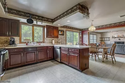 183 School House Rd, Jefferson Township, NJ 07438 - Photo 15