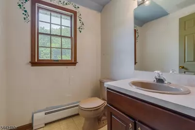 183 School House Rd, Jefferson Township, NJ 07438 - Photo 17