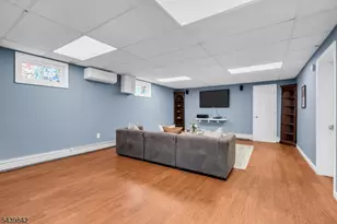 21 McGuire St, Woodbridge Township, NJ 08840 - Photo 25