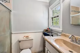 39 Robin Hood Way, Wayne, NJ 07470 - Photo 29