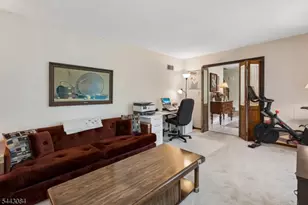 39 Robin Hood Way, Wayne, NJ 07470 - Photo 17