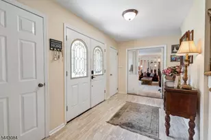 39 Robin Hood Way, Wayne, NJ 07470 - Photo 3