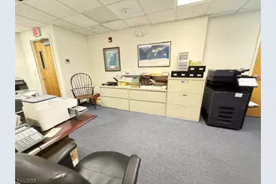 107 W Main St 1stfloor, Clinton, NJ 08809 - Photo 13