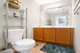 6 Peachtree Ln, Hardyston Township, NJ 07419 - Photo 11