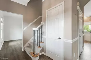 1 Pegasus Ct, Raritan Township, NJ 08551 - Photo 3