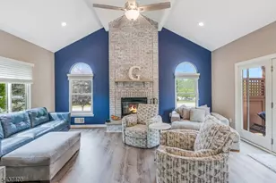 1 Pegasus Ct, Raritan Township, NJ 08551 - Photo 11
