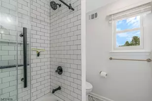 1 Pegasus Ct, Raritan Township, NJ 08551 - Photo 29