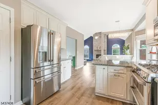 1 Pegasus Ct, Raritan Township, NJ 08551 - Photo 9