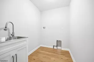 77 Chestnut St, Lodi, NJ 07644 - Photo 37