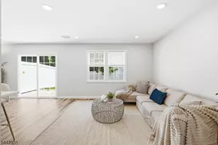 77 Chestnut St, Lodi, NJ 07644 - Photo 11