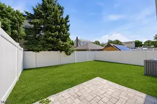 77 Chestnut St, Lodi, NJ 07644 - Photo 43