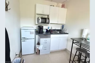 107 W Main St 1st & 2nd Floo, Clinton, NJ 08809 - Photo 49