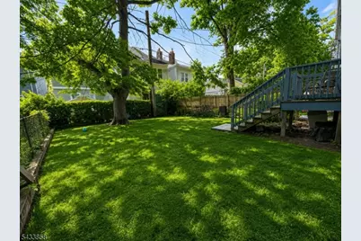 327 Amherst St, East Orange, NJ 07018 - Photo 19