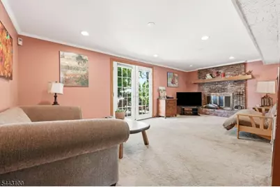194 Elmwood Dr, Parsippany, NJ 07054 - Photo 11
