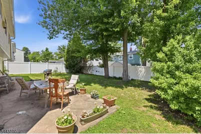 194 Elmwood Dr, Parsippany, NJ 07054 - Photo 21