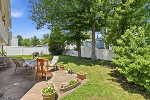 194 Elmwood Dr, Parsippany, NJ 07054 - Photo 21