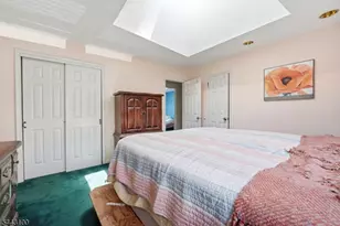 194 Elmwood Dr, Parsippany, NJ 07054 - Photo 15