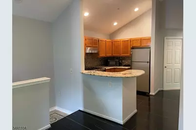 511 Chatfield Dr, Pequannock Township, NJ 07444 - Photo 3