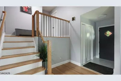 2101 Orchard Ter, Linden, NJ 07036 - Photo 5
