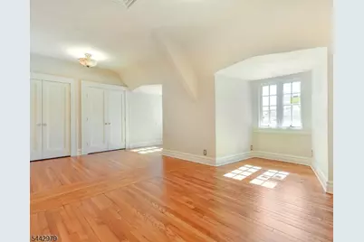 1 Laurel Place, Montclair, NJ 07043 - Photo 11