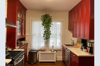 205 N Fullerton Ave #3, Montclair, NJ 07042 - Photo 3