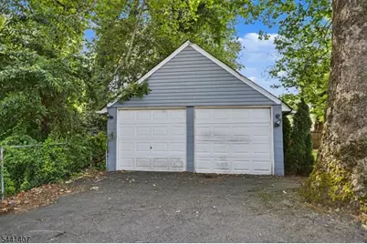 939 Myrtle Ave, Plainfield, NJ 07063 - Photo 41