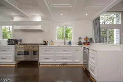 11 Gates Pl, Wayne, NJ 07470 - Photo 19