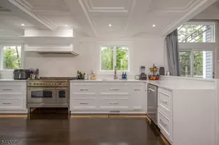 11 Gates Pl, Wayne, NJ 07470 - Photo 19