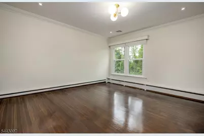 11 Gates Pl, Wayne, NJ 07470 - Photo 31