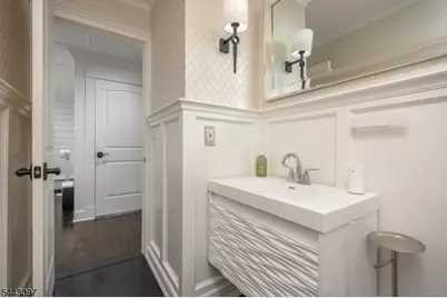 11 Gates Pl, Wayne, NJ 07470 - Photo 13