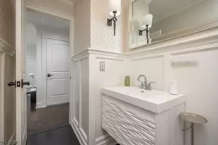 11 Gates Pl, Wayne, NJ 07470 - Photo 13