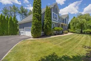 11 Gates Pl, Wayne, NJ 07470 - Photo 1