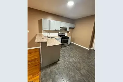 27 Alexander St, Newark, NJ 07106 - Photo 7