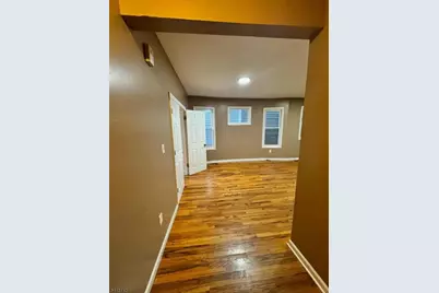 27 Alexander St, Newark, NJ 07106 - Photo 3